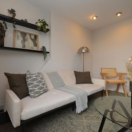 2 Bedroom Chic Apartment With Private Balcony In Notting Hill لندن المظهر الخارجي الصورة